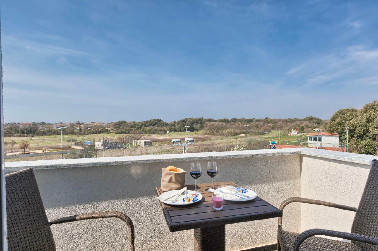 Apartments La Mer Pula Dış mekan fotoğraf